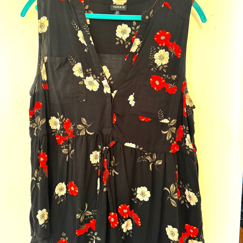 Torrid Black Top with Red and White Floral Design